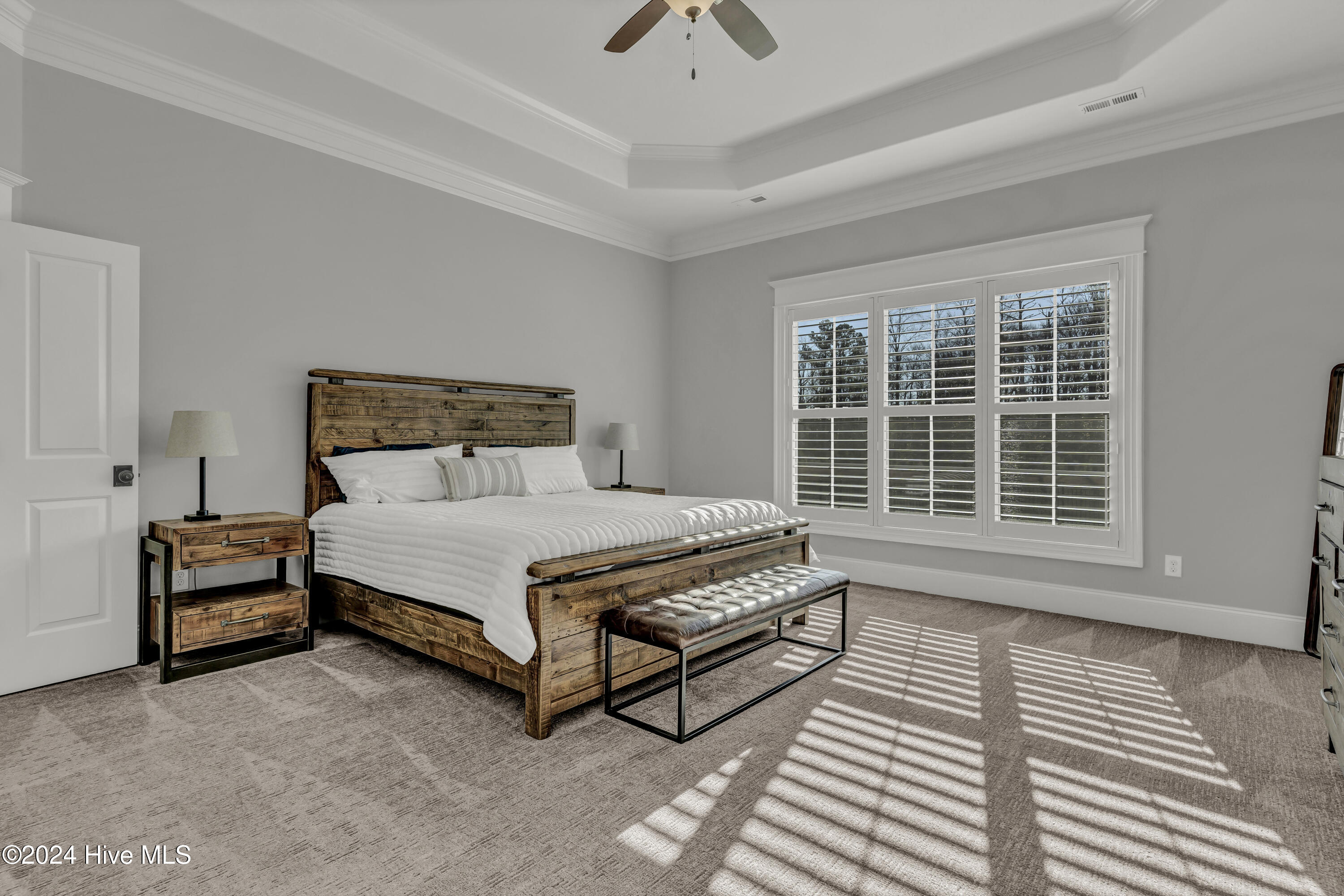 2619 W Timber Crest Drive NE