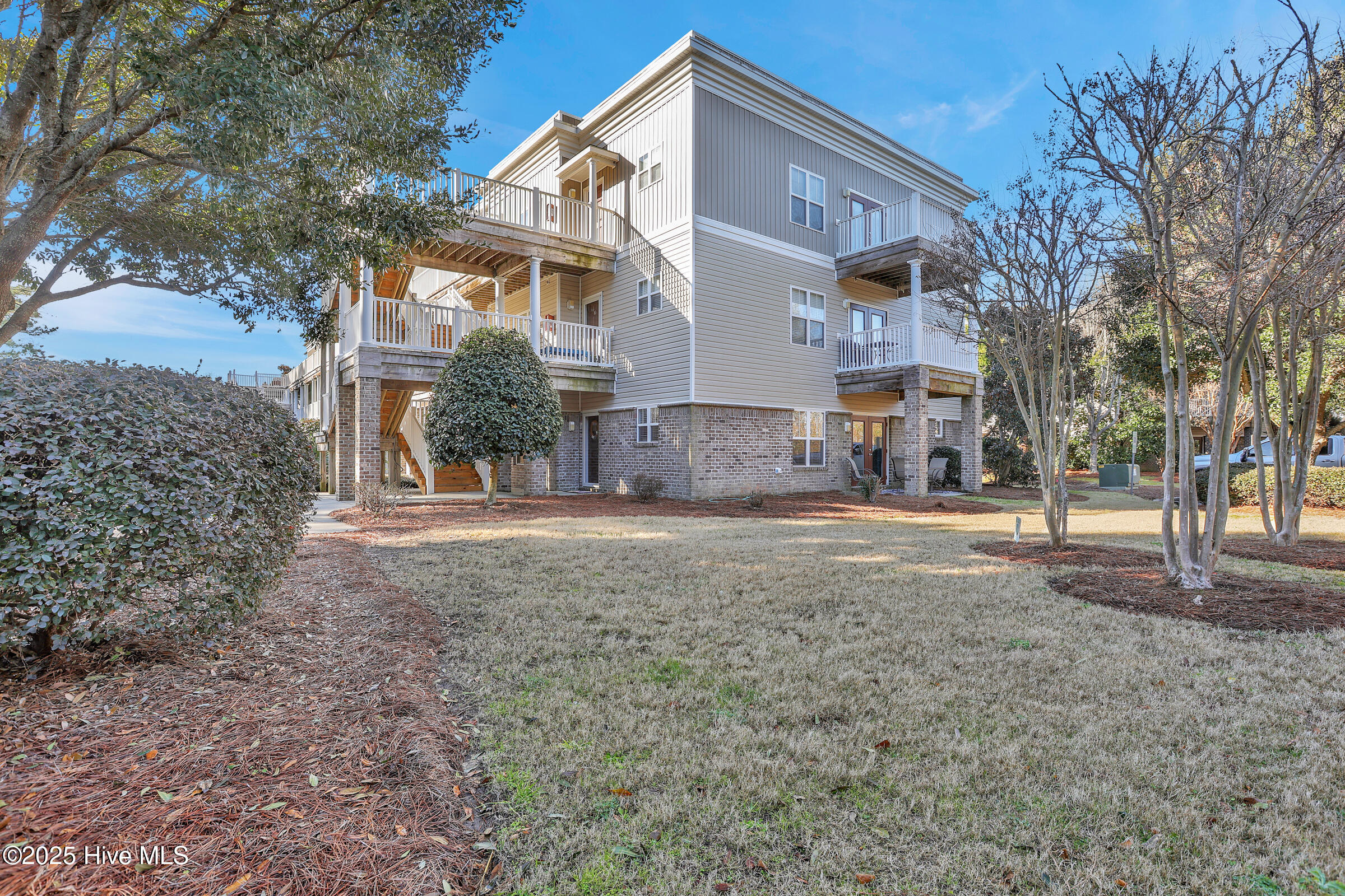 4136 Vanessa Drive SE, Unit 5