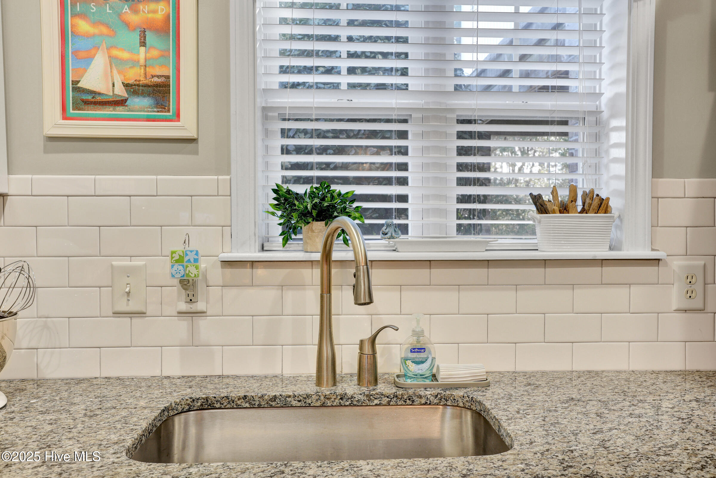 4136 Vanessa Drive SE, Unit 5