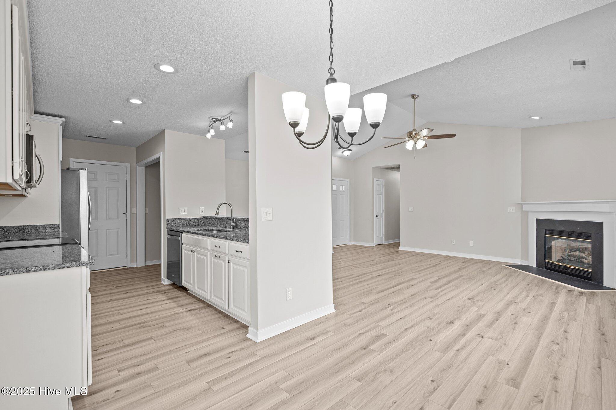 7103 Medallion Place