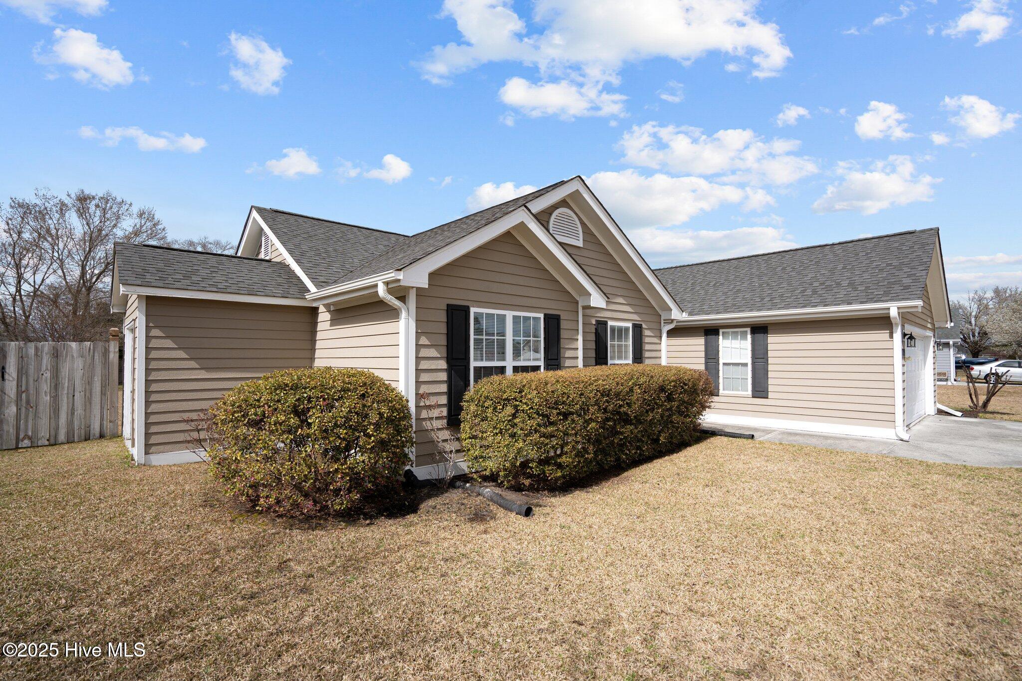 7103 Medallion Place