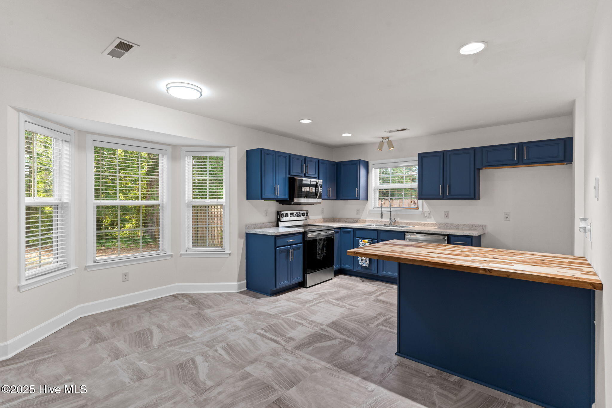 8525 Primm Forest Drive