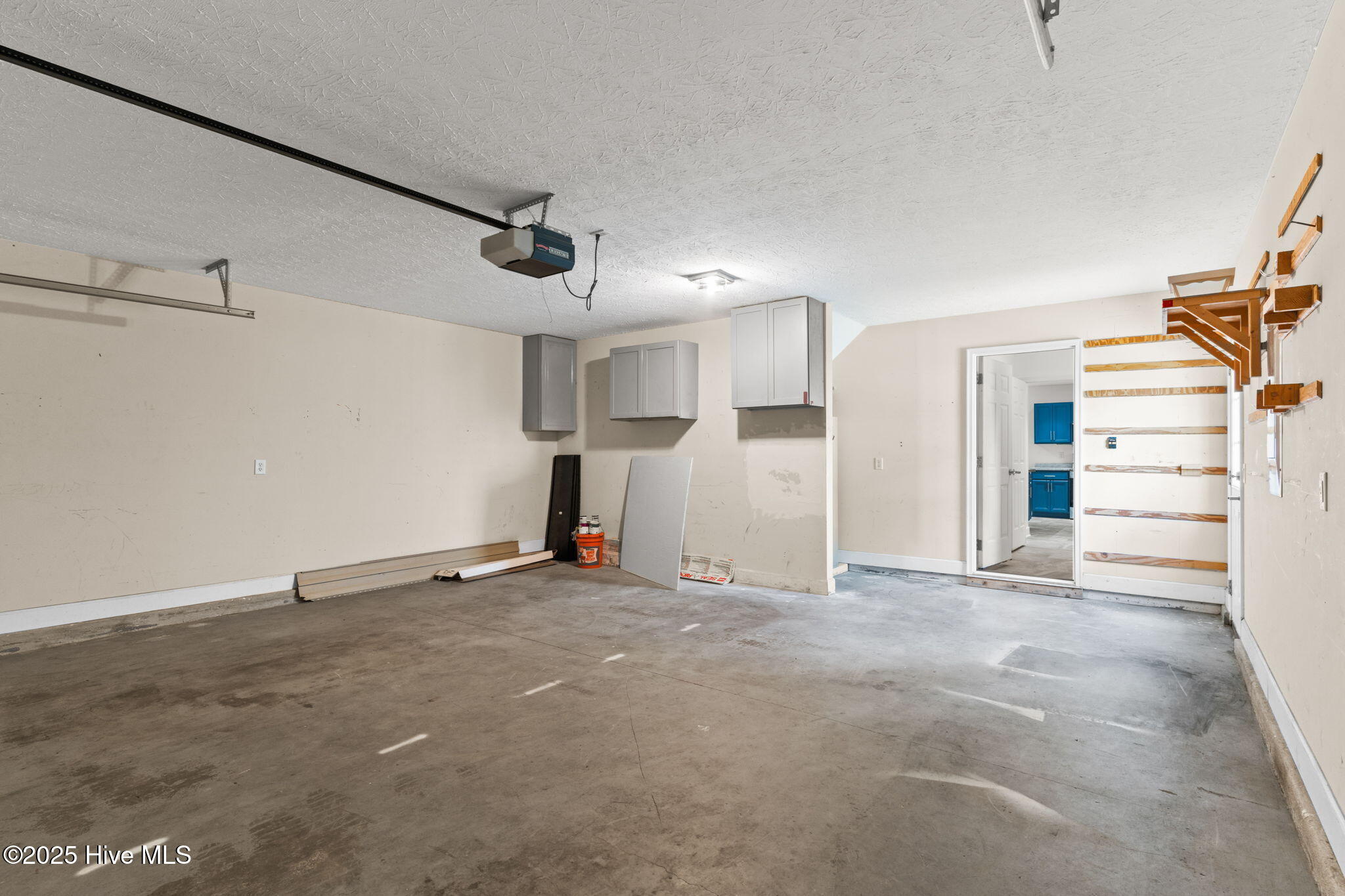 8525 Primm Forest Drive