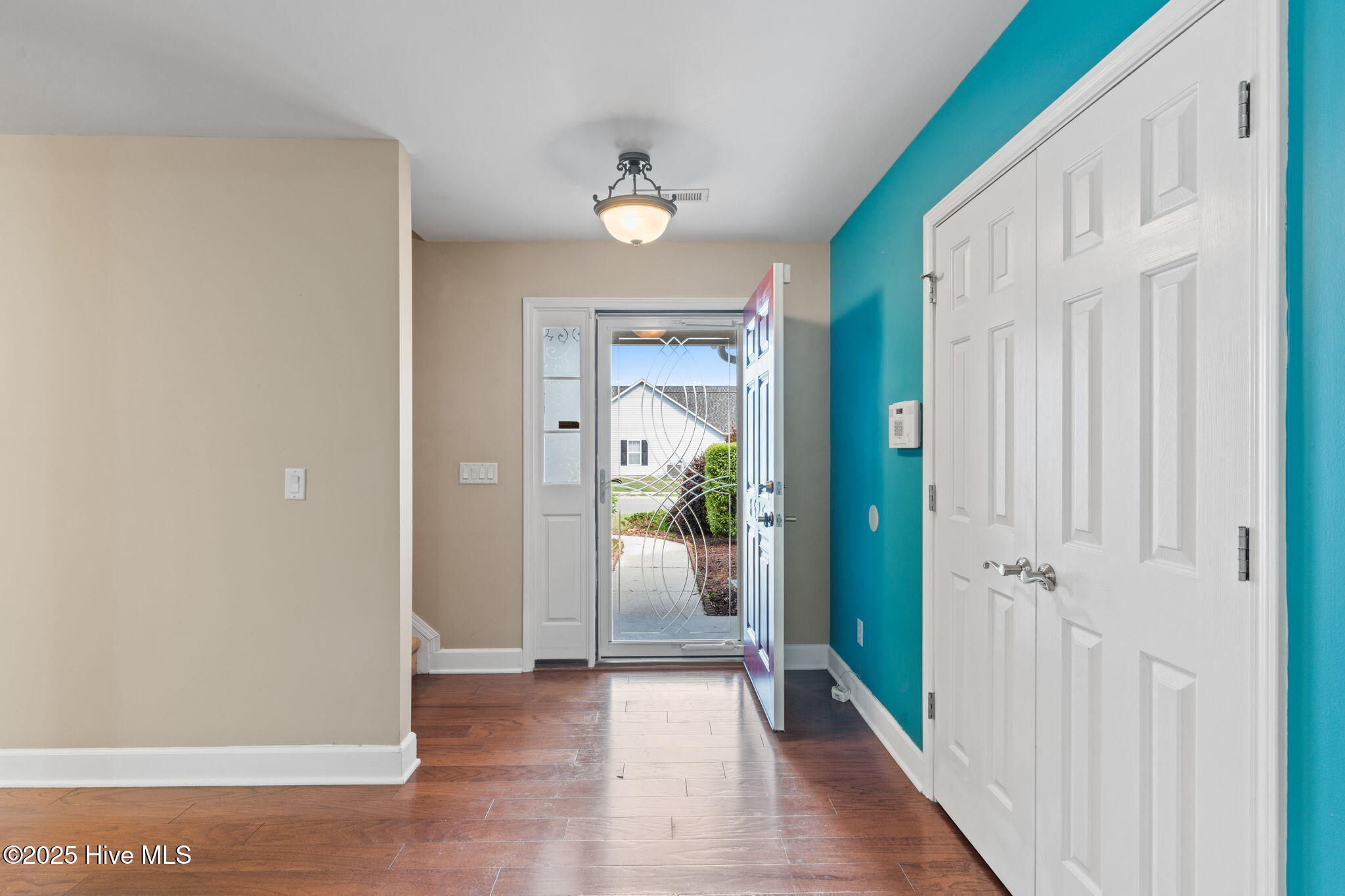 8525 Primm Forest Drive