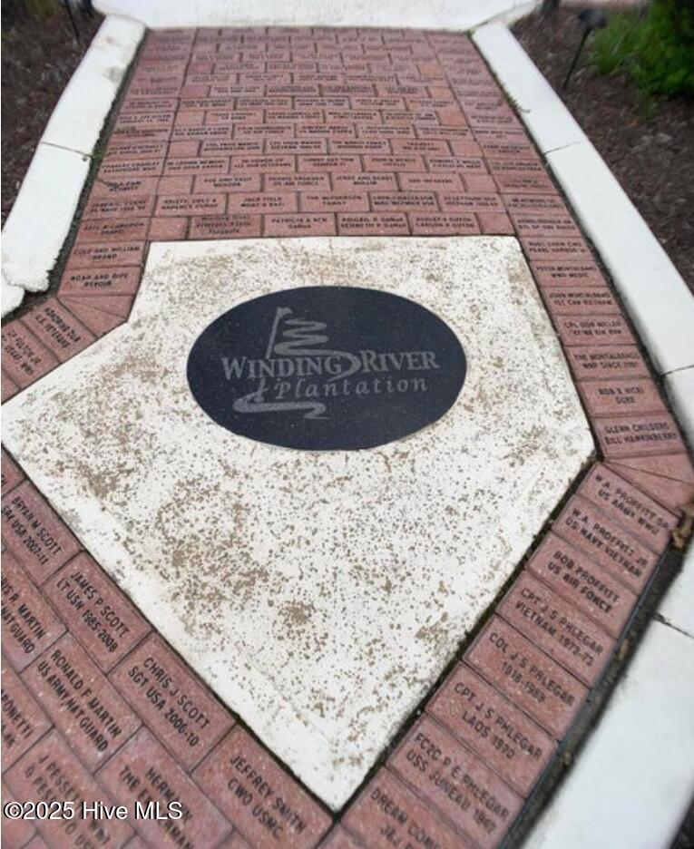 1626 Amberwood Drive SE