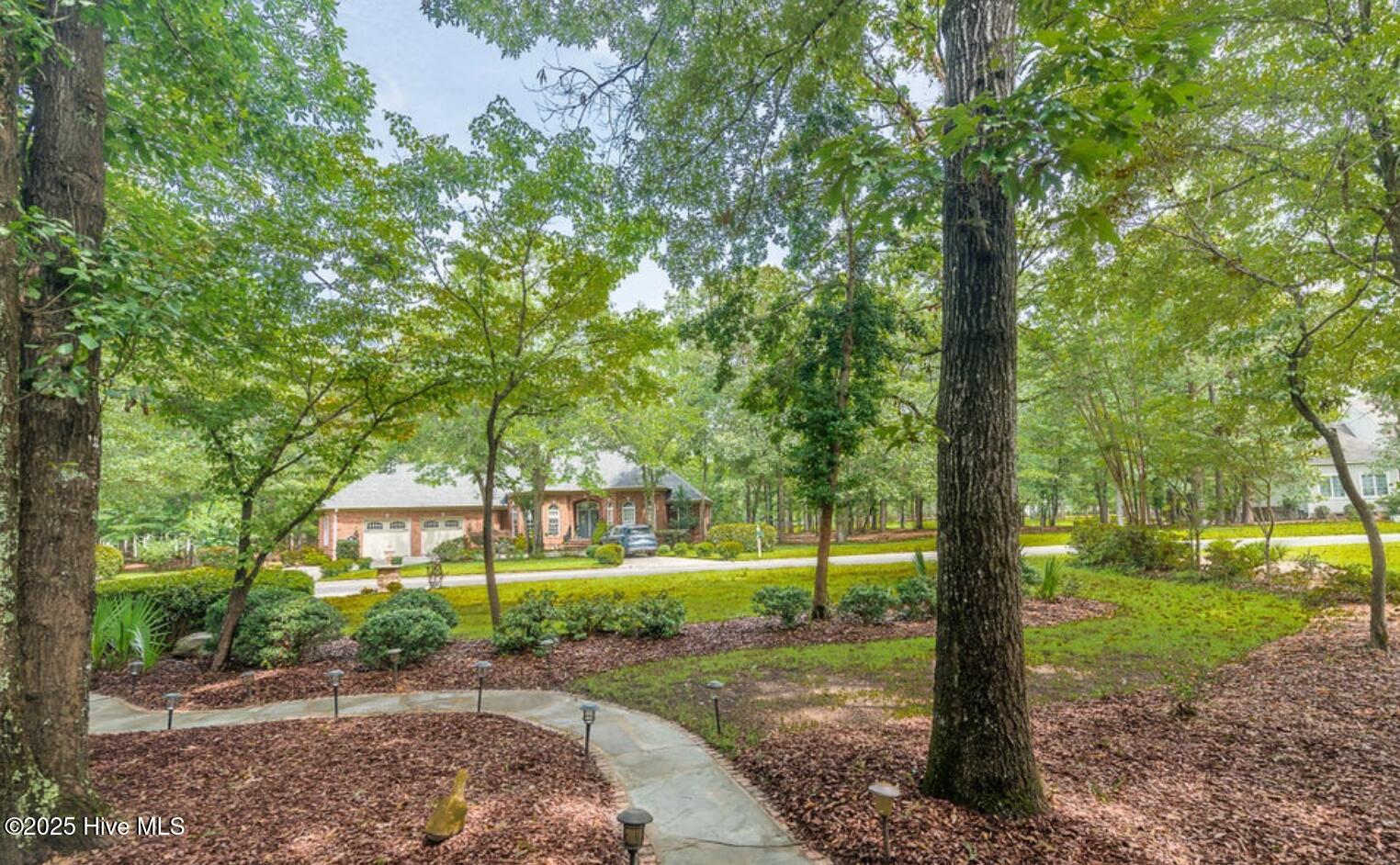 1626 Amberwood Drive SE