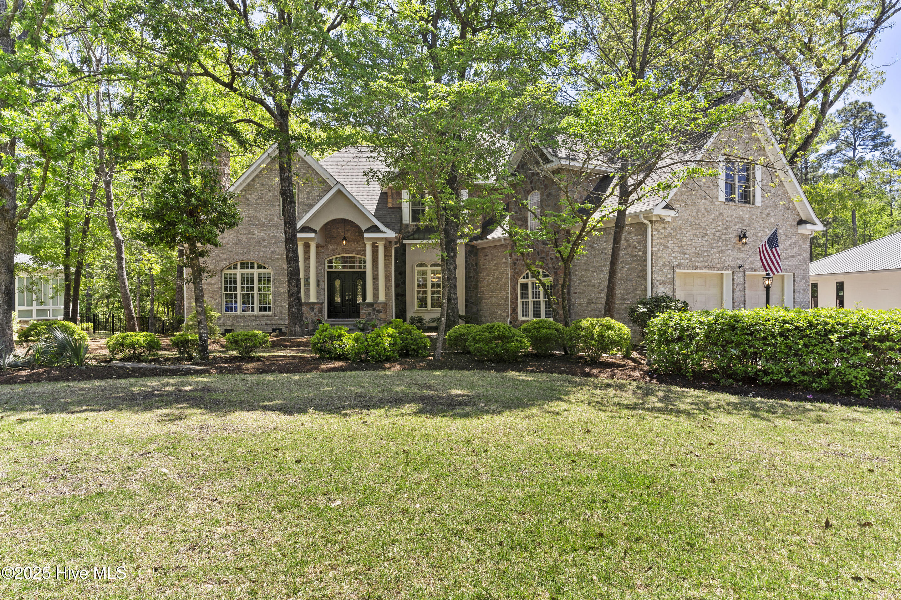 1626 Amberwood Drive SE