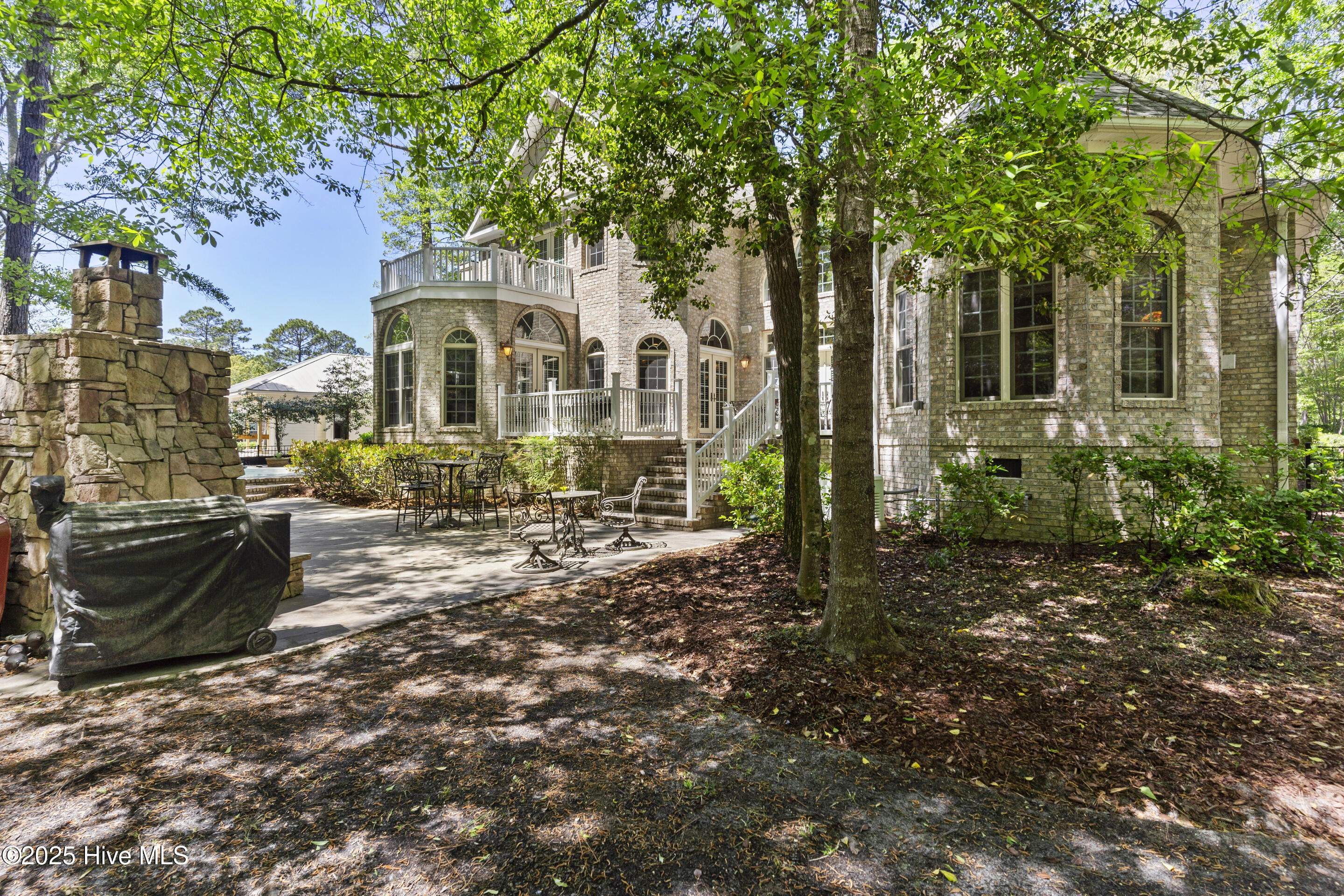 1626 Amberwood Drive SE