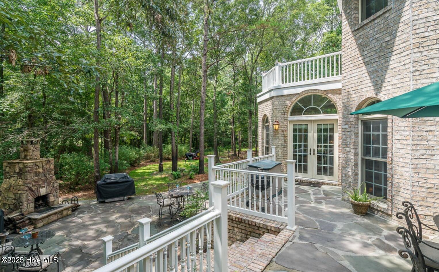 1626 Amberwood Drive SE