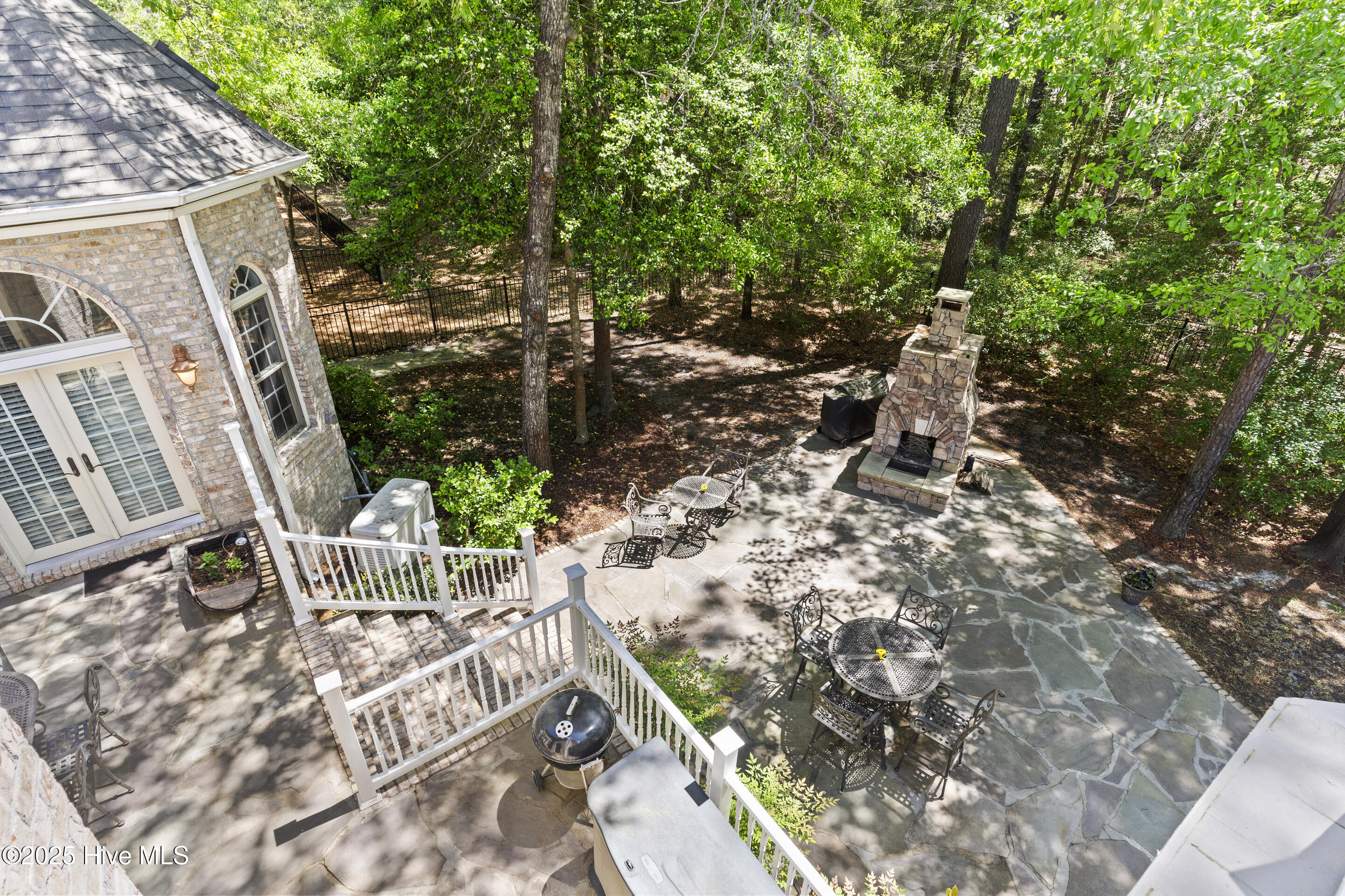 1626 Amberwood Drive SE