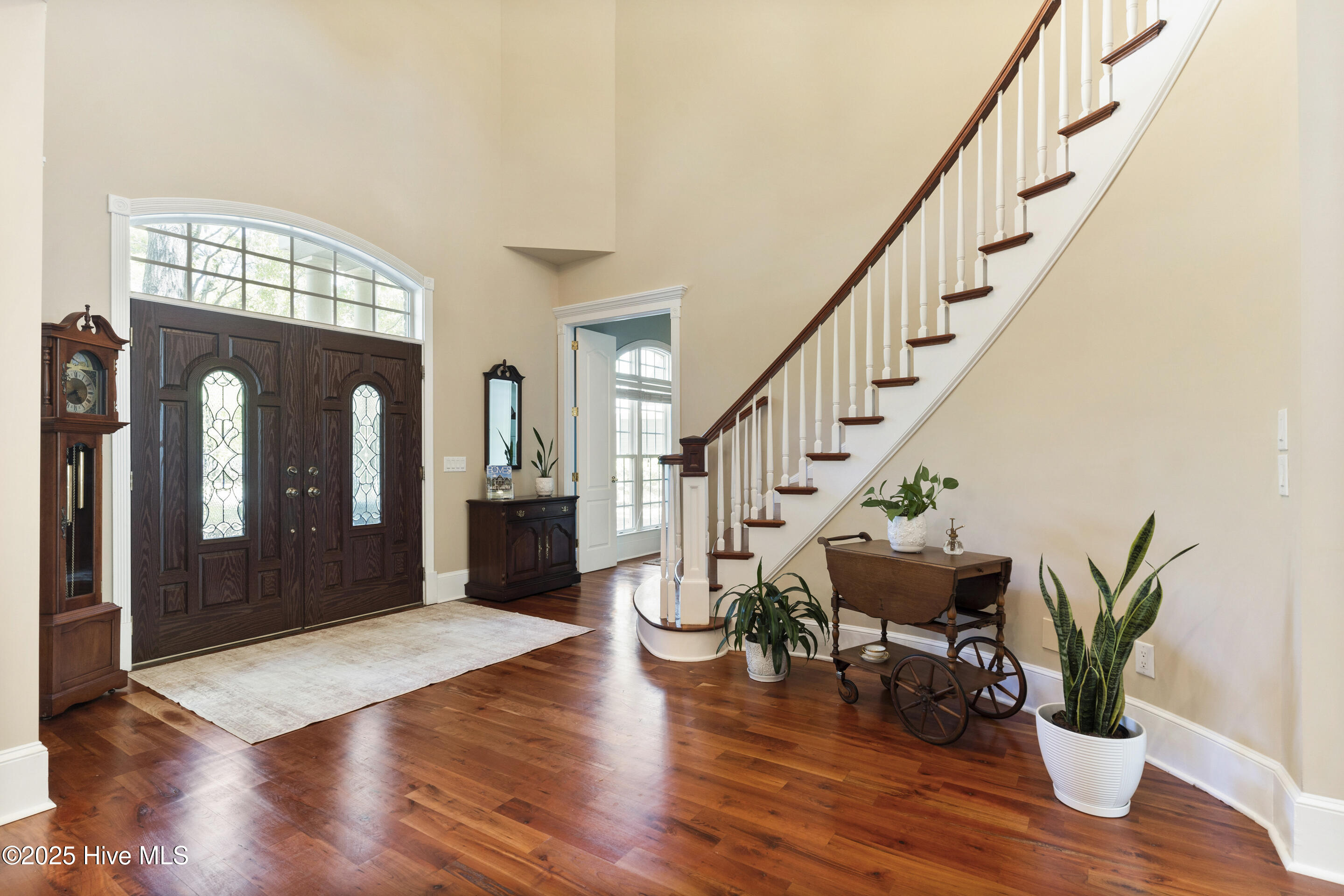 1626 Amberwood Drive SE