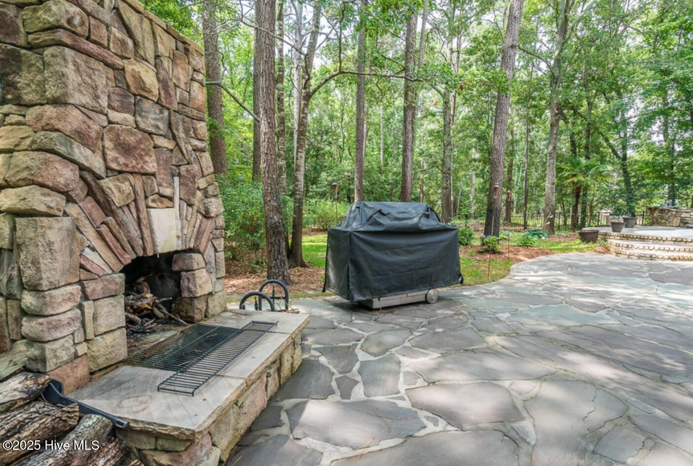 1626 Amberwood Drive SE