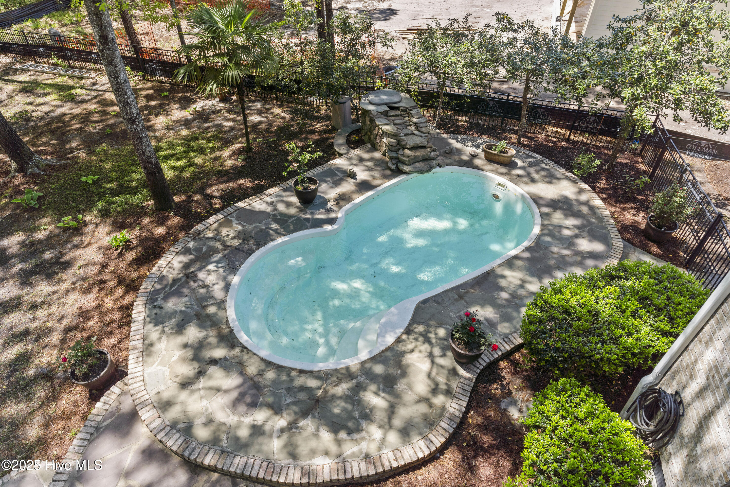 1626 Amberwood Drive SE