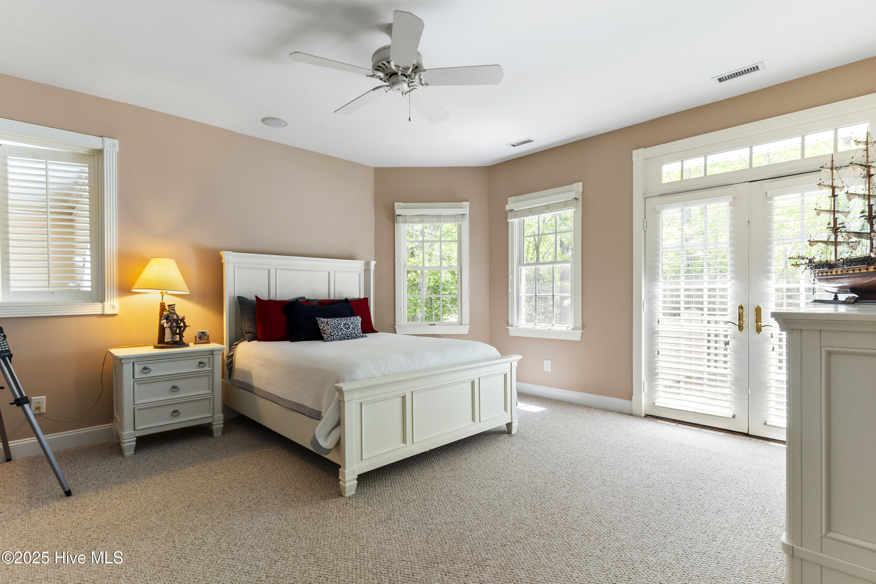 1626 Amberwood Drive SE