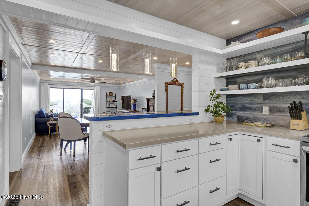 109 Teakwood Drive, 802