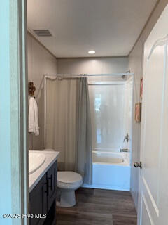 106 S Highland Court