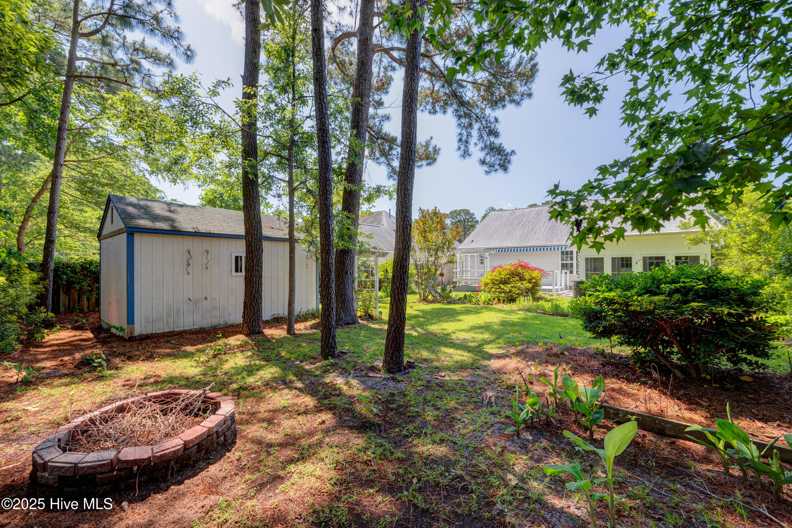 5132 Long Pointe Road