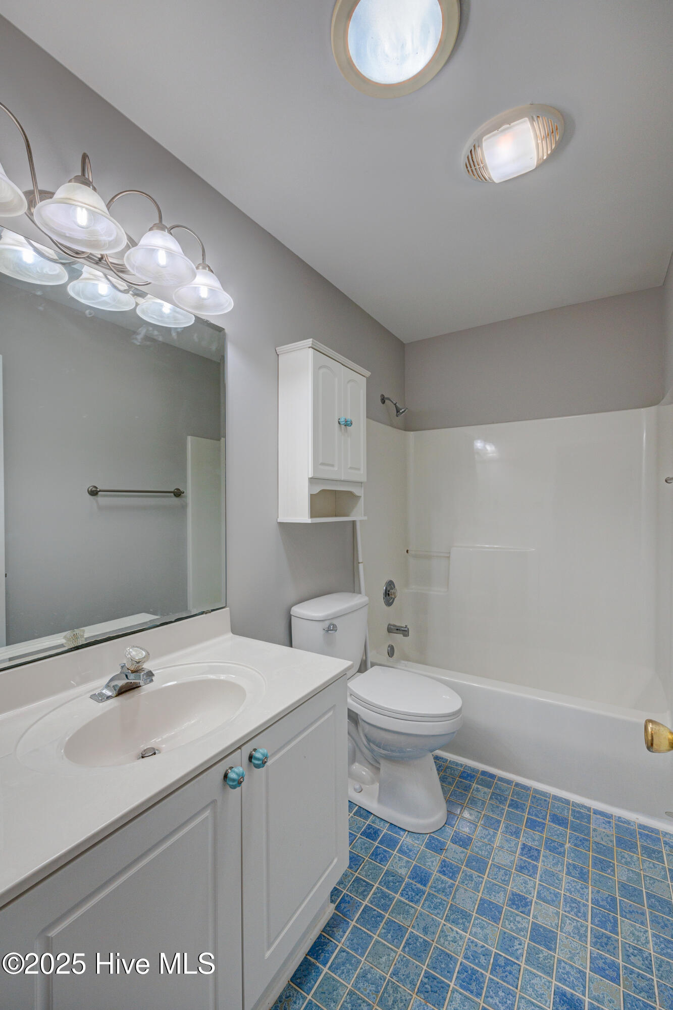 5132 Long Pointe Road