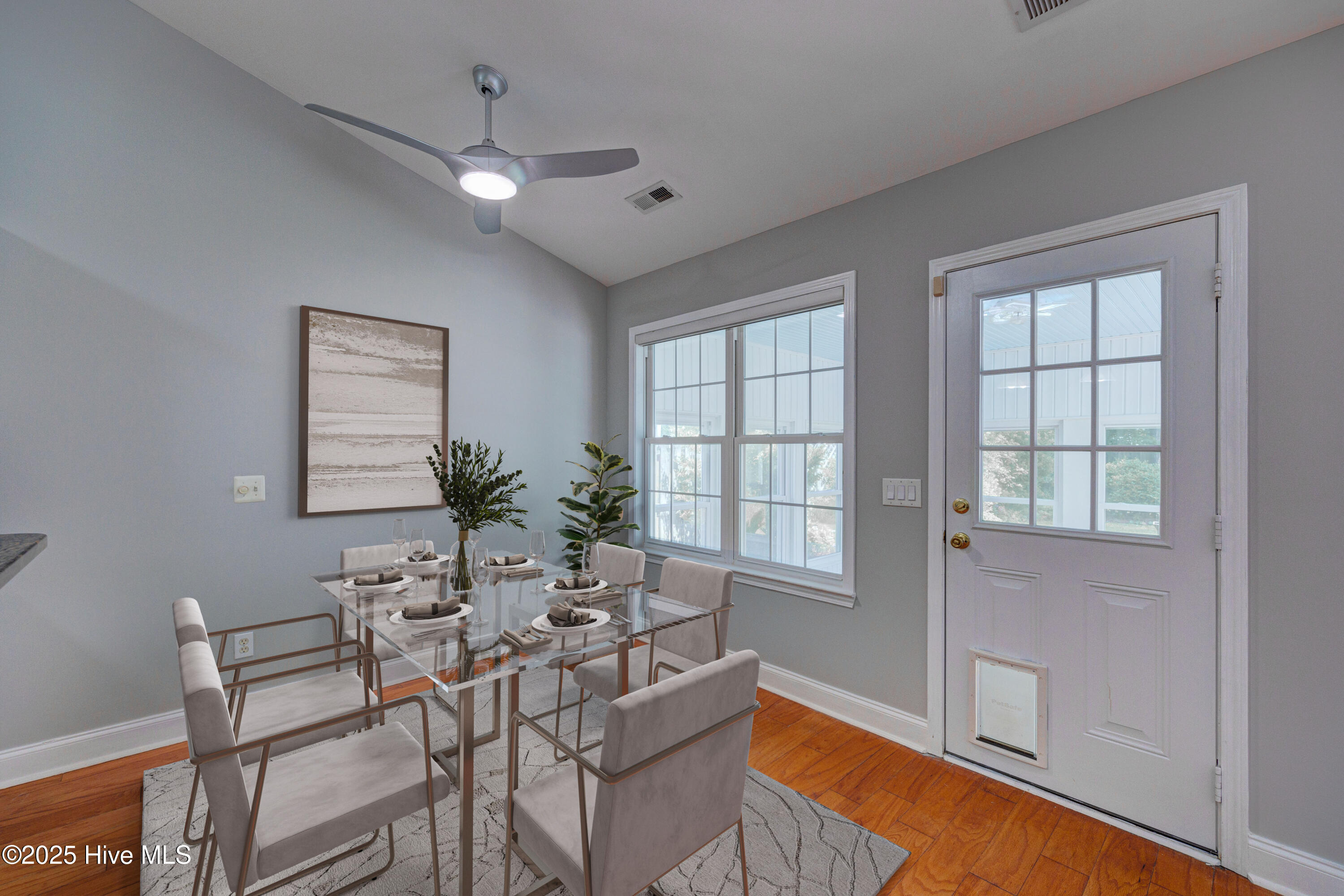 5132 Long Pointe Road