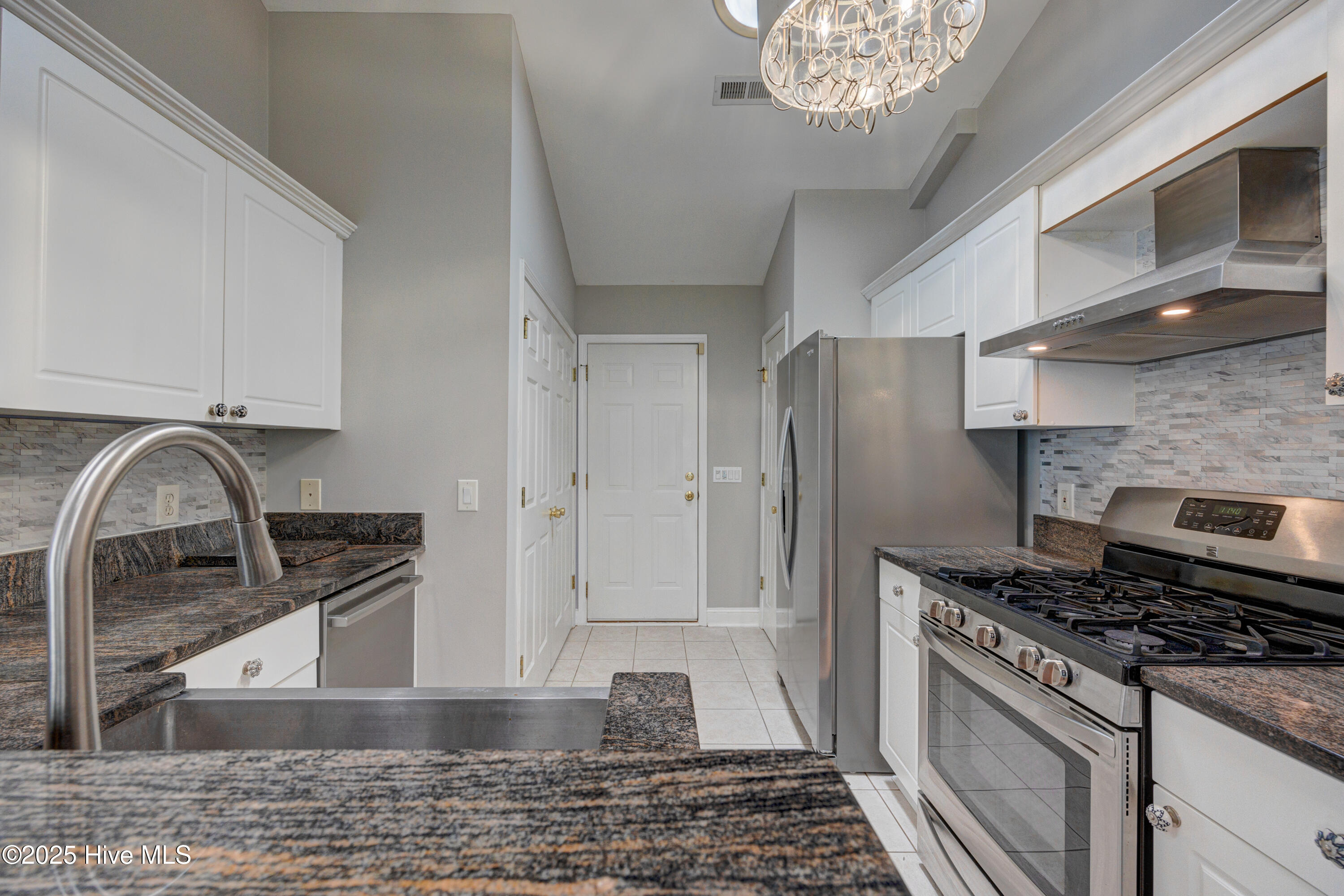 5132 Long Pointe Road