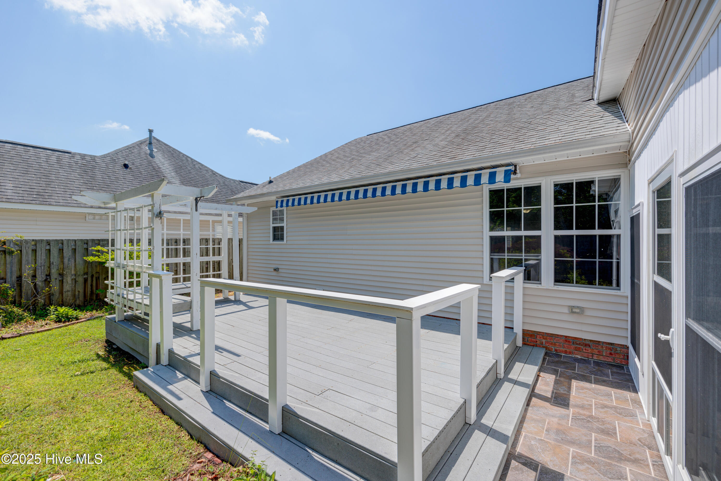 5132 Long Pointe Road