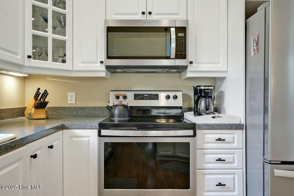 3853 Winding Vine Way