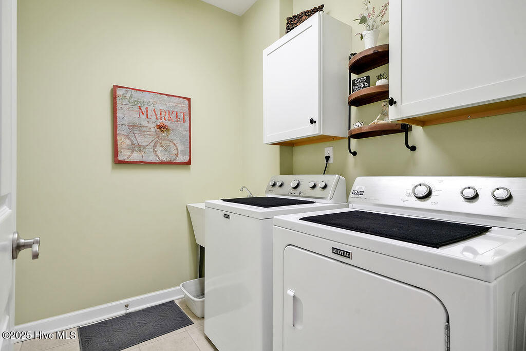 3853 Winding Vine Way