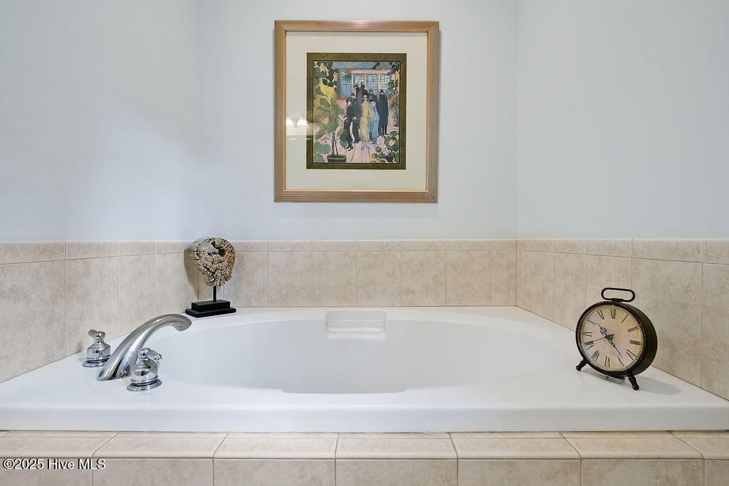 3853 Winding Vine Way