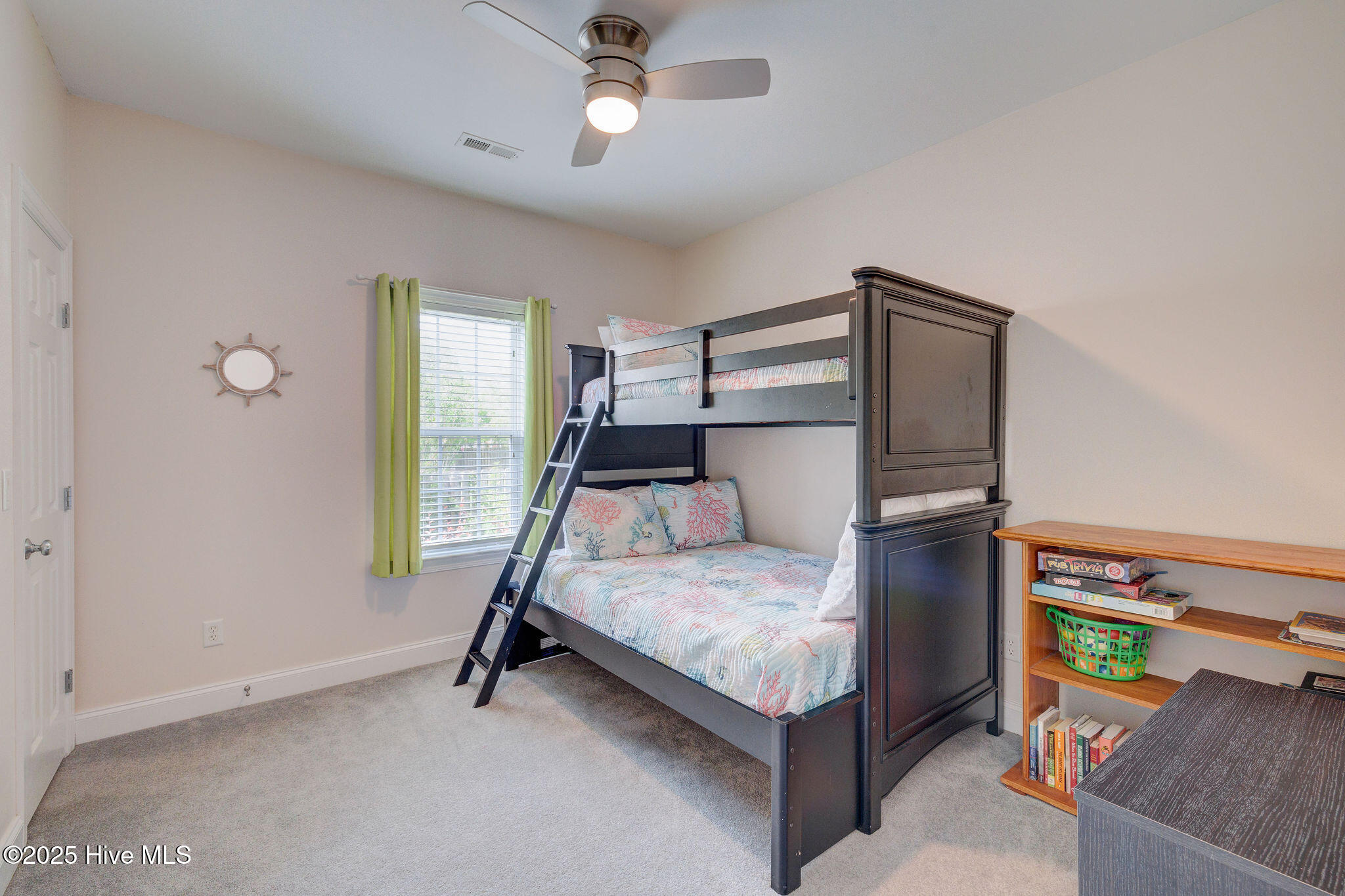 5500 N Warrendale Court