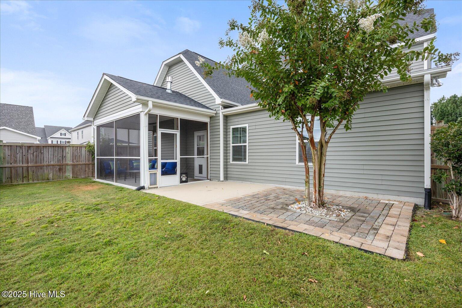 6124 Sweet Gum Drive