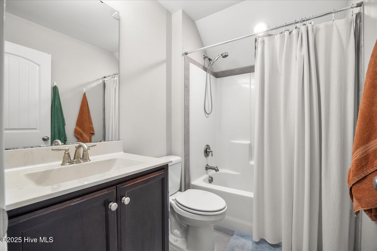 6124 Sweet Gum Drive