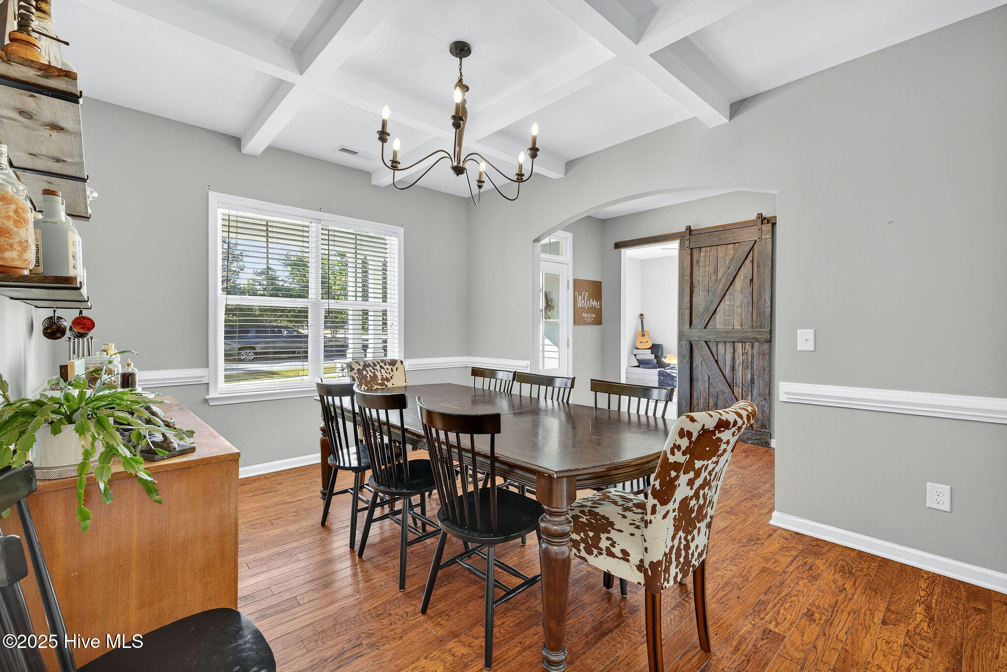 102 Lumis Court, Hampstead