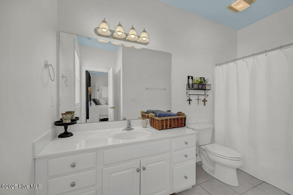 233 Silver Sloop Way