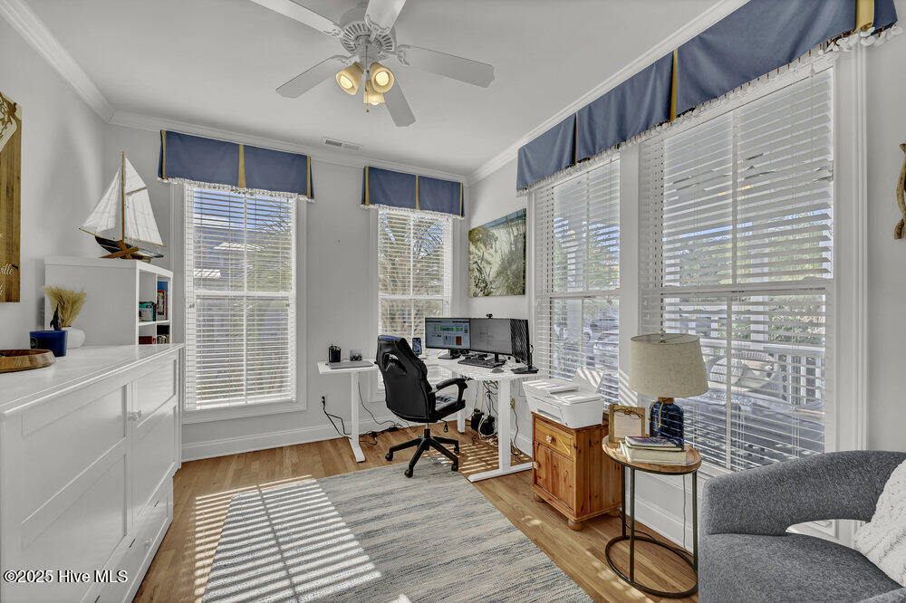 233 Silver Sloop Way