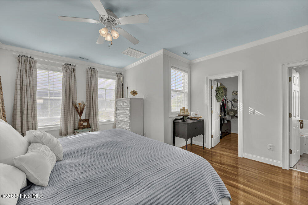 233 Silver Sloop Way