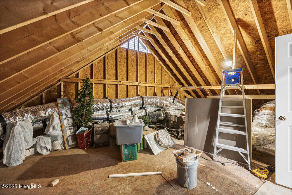 233 Silver Sloop Way