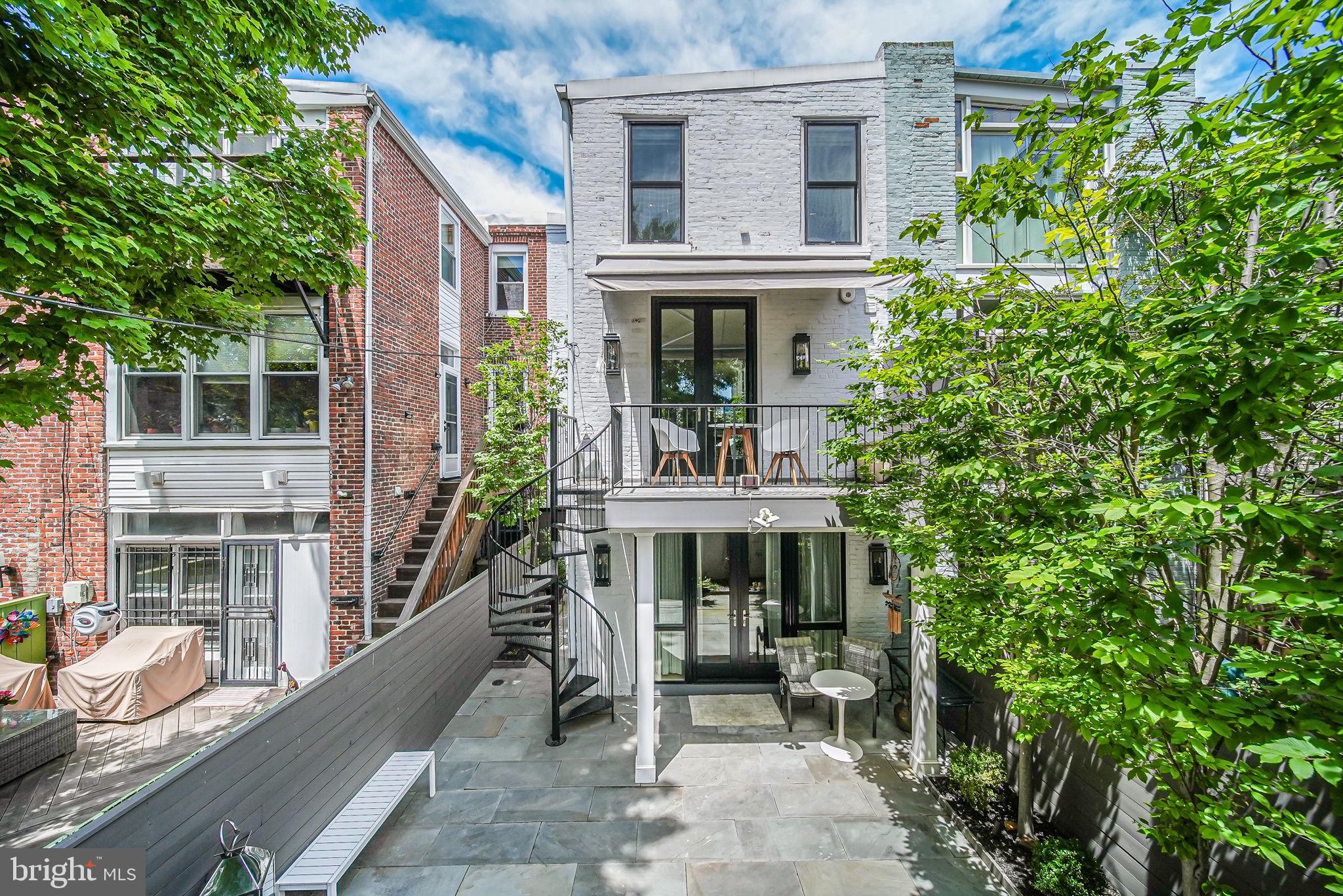 1448 Corcoran St NW