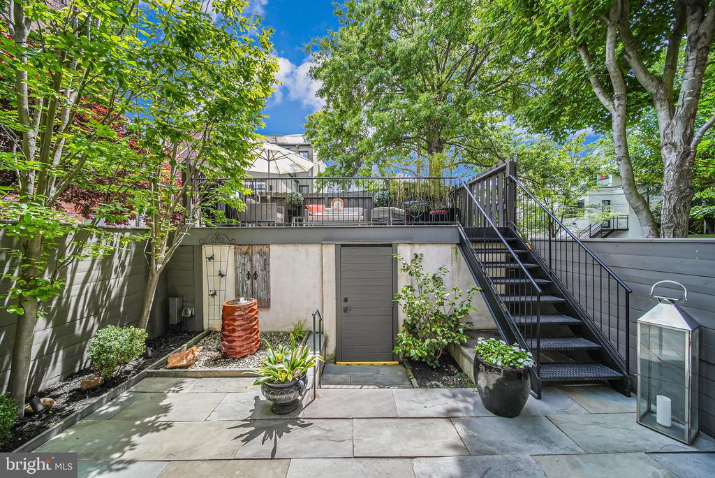 1448 Corcoran St NW