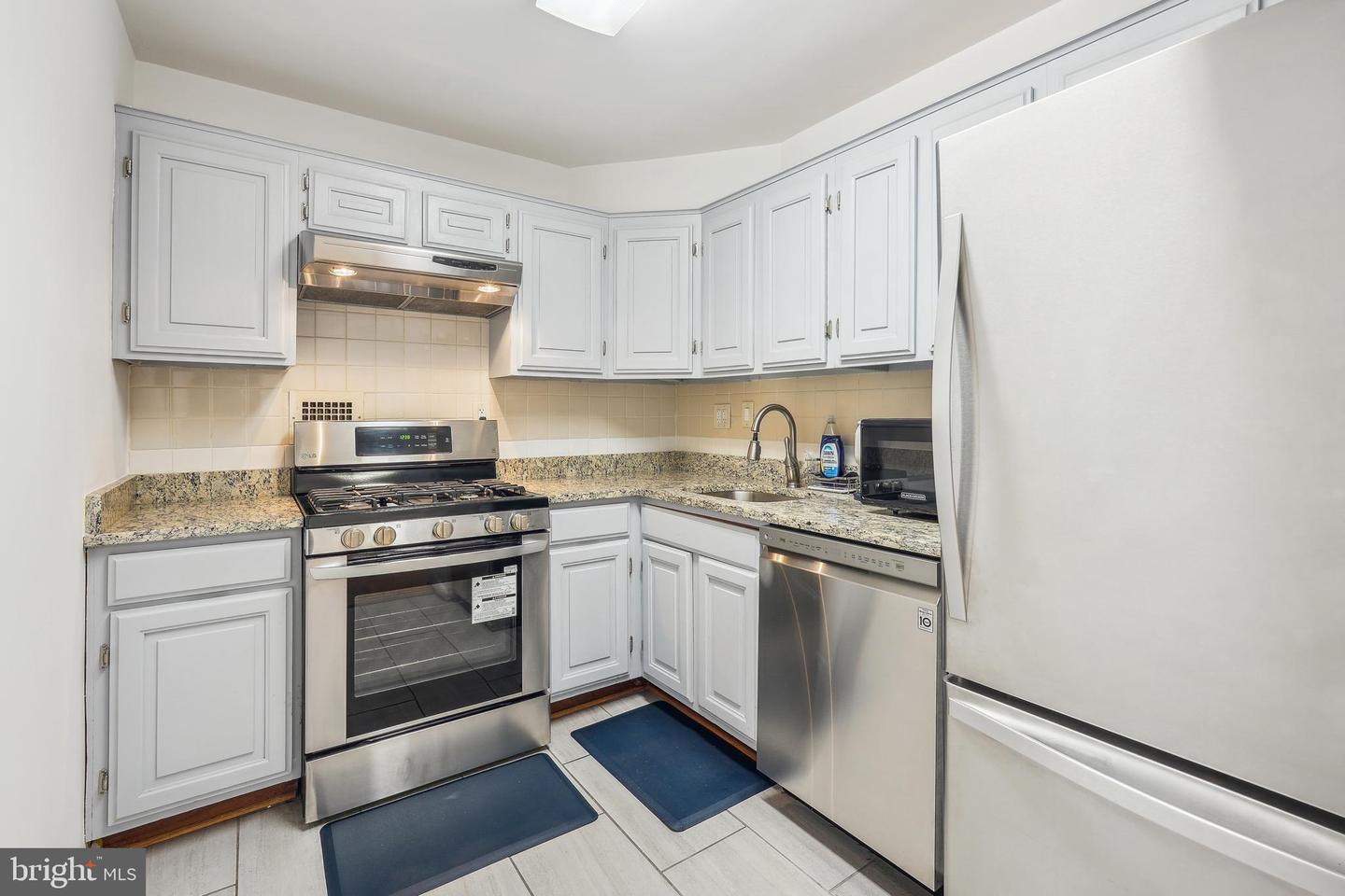 2939 van Ness St NW #630