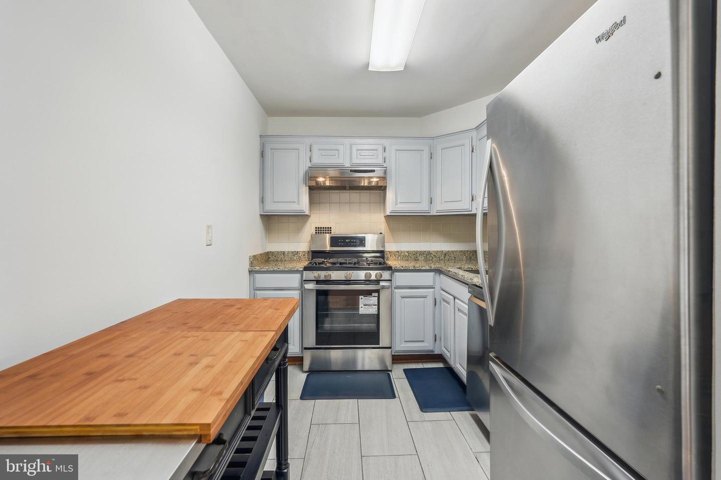 2939 van Ness St NW #630