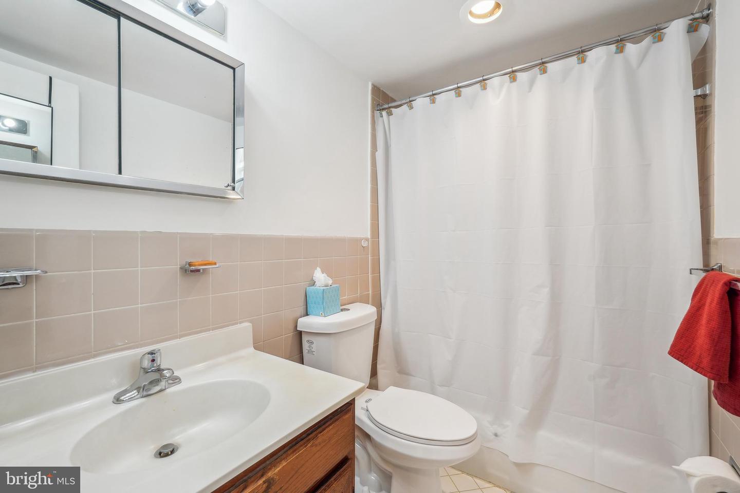 2939 van Ness St NW #630