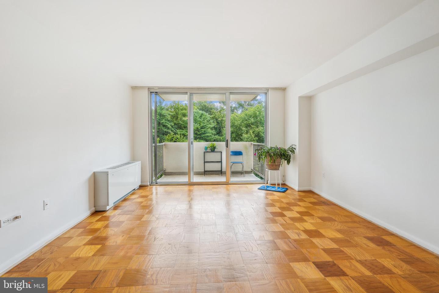2939 van Ness St NW #630