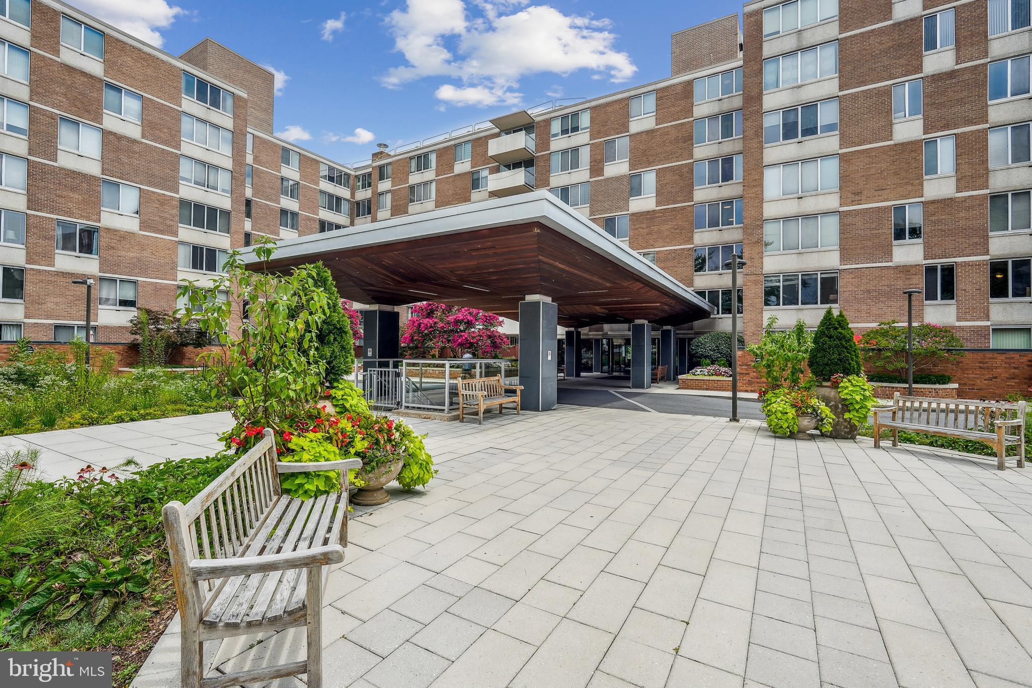 2939 van Ness St NW #630