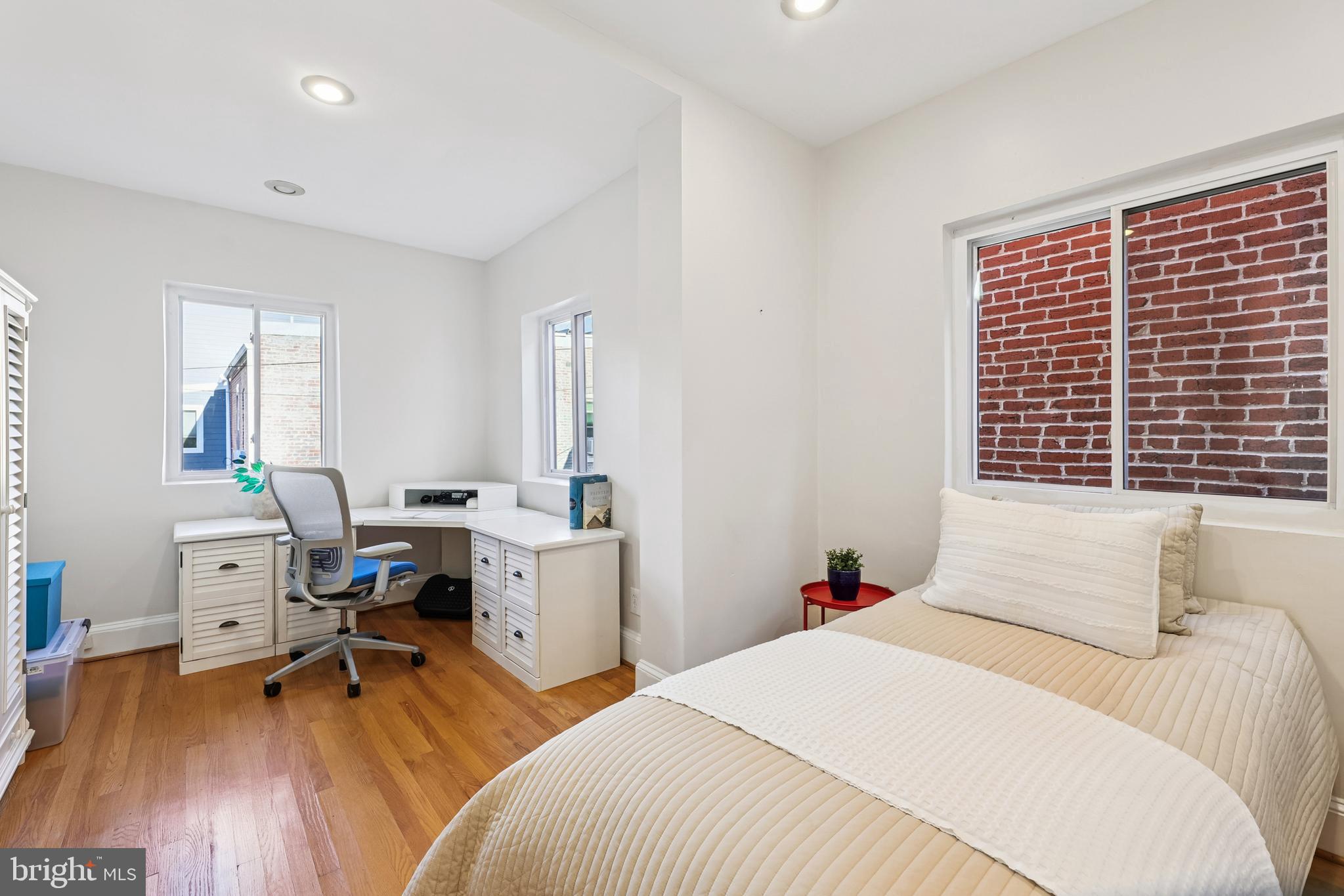 1414 NE NORTH CAROLINA AVENUE NE