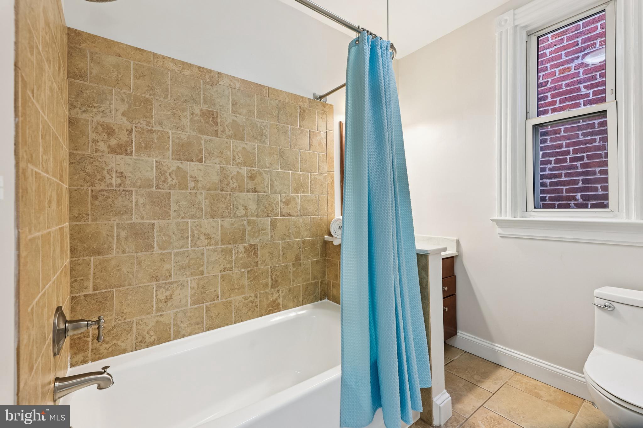 1414 NE NORTH CAROLINA AVENUE NE