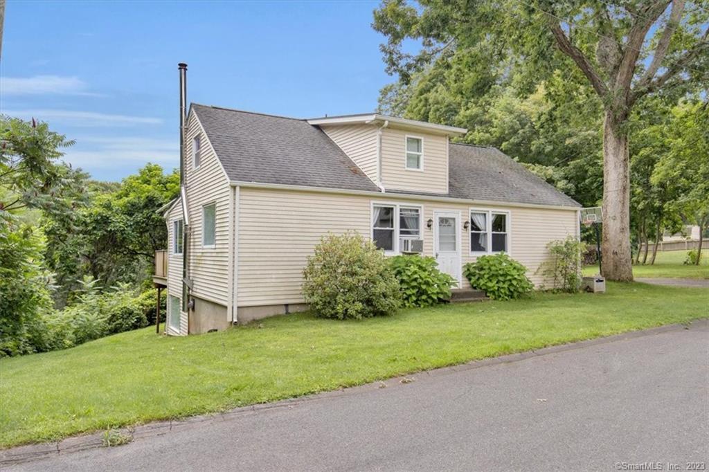 26 Campbell Avenue