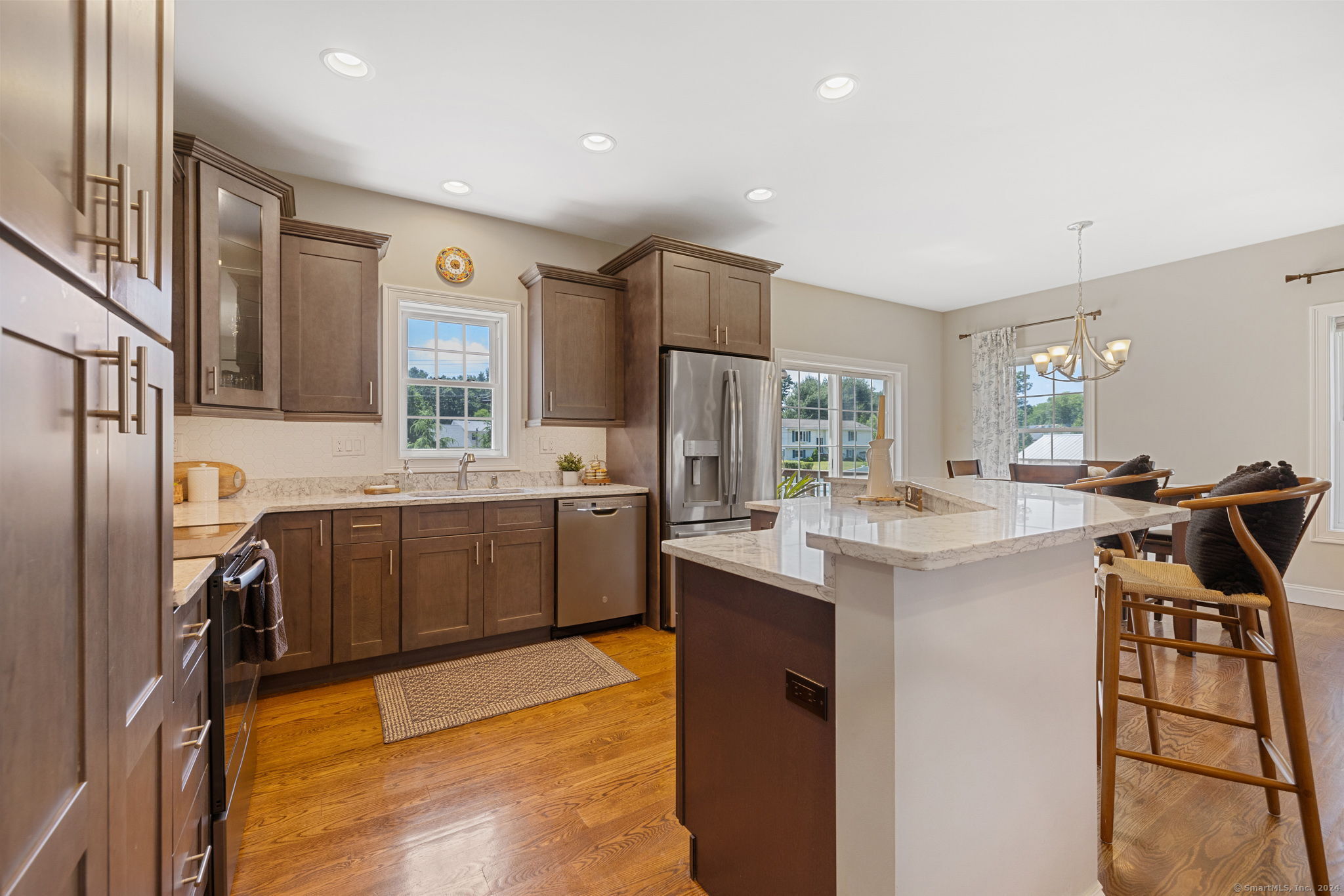 8 West River Road