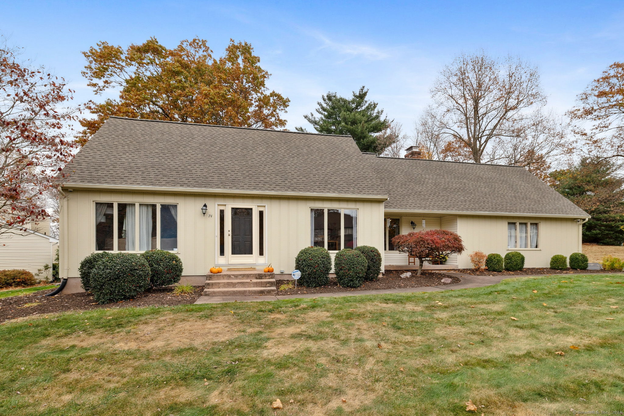 74 Ledgecrest Terrace