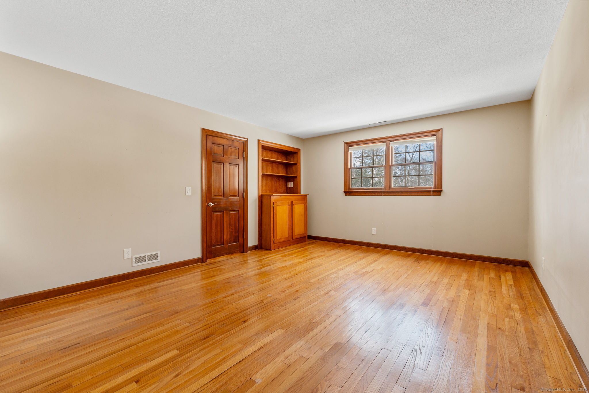 24 Elna Drive