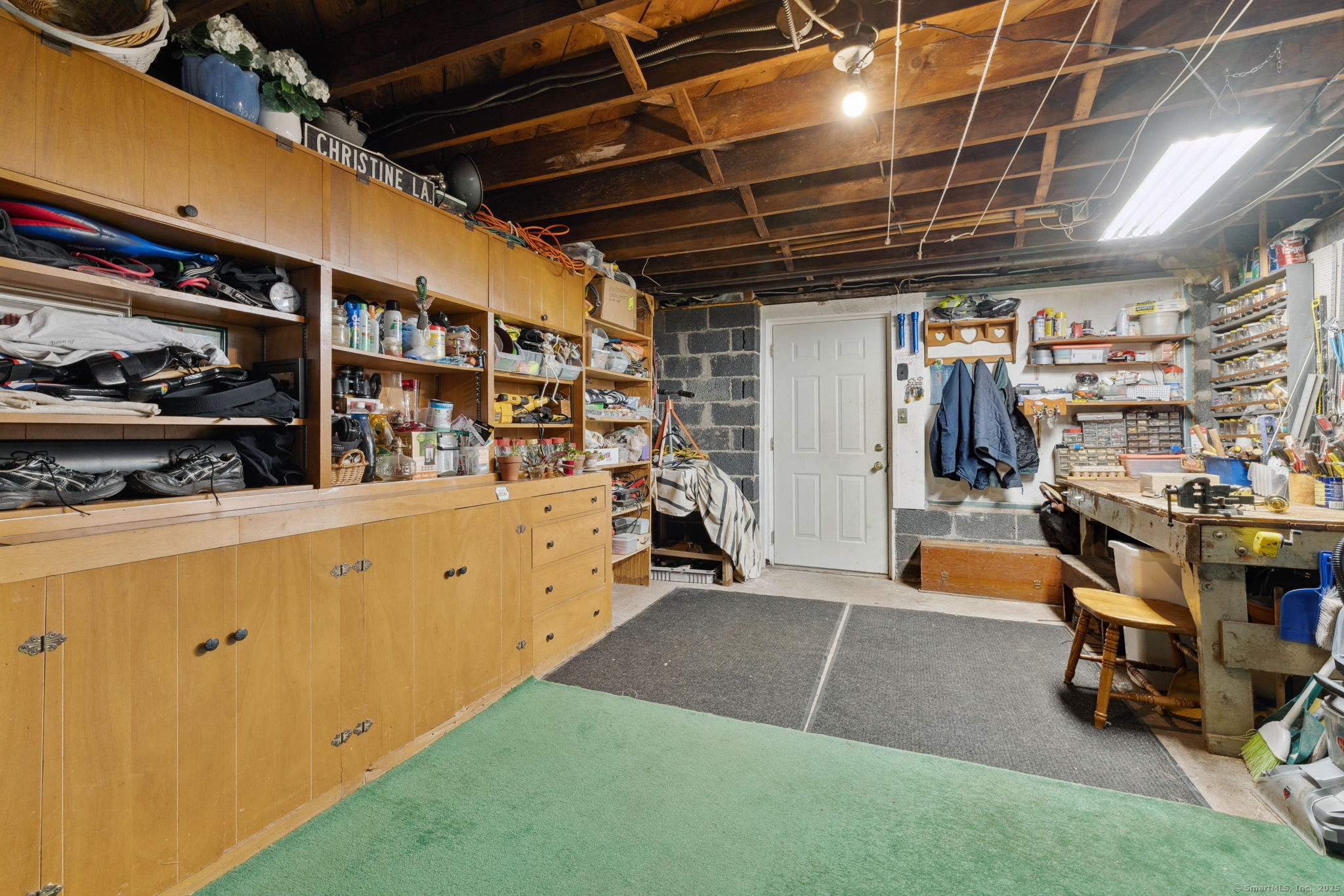 16 Middle Butcher Road